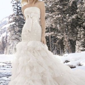 White by Vera Wang Cream Wedding Dress - Vw351086